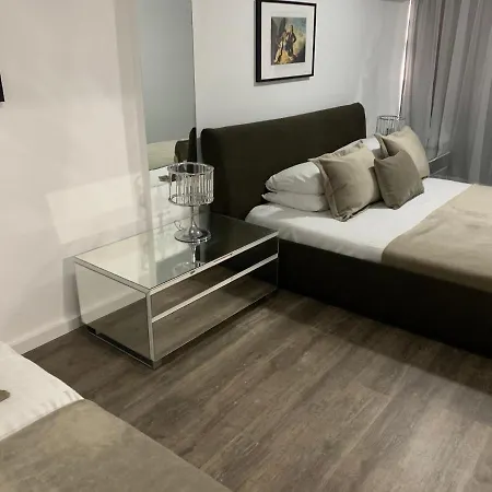 Auberge de jeunesse Pasithea Family Larnaca